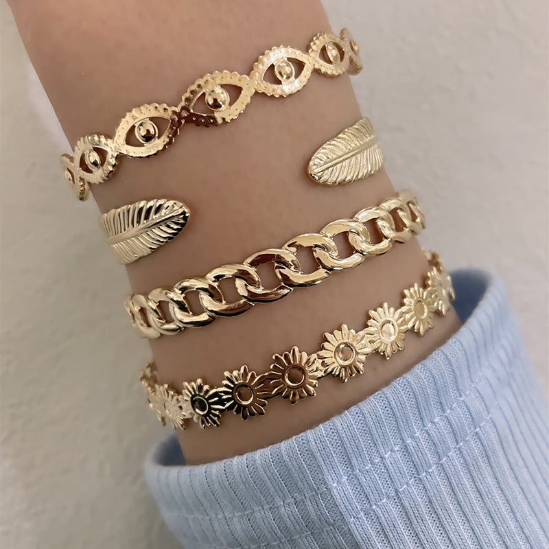 4PC Stackable Chain Bracelet Set – Gold Plated Flower & Leaf Cuff Jewelry Main image