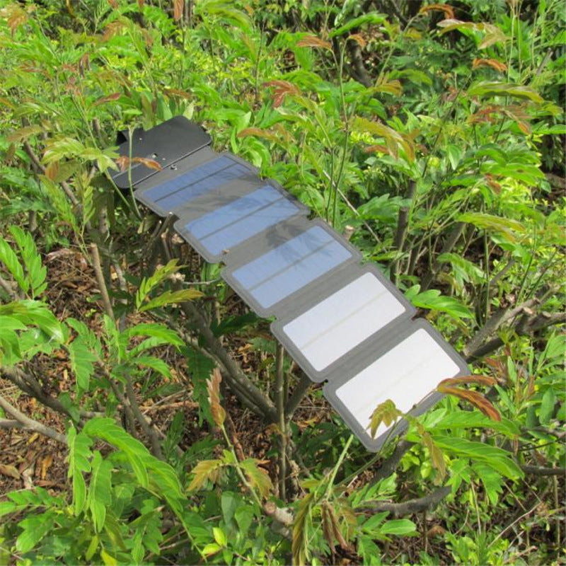 Folding Solar Panel Charger – 5V 2.1A USB Output for Hiking & Camping